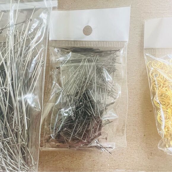 Over 10 Bundles of Assorted Jewelry Making Supplies - Picture 3 of 12